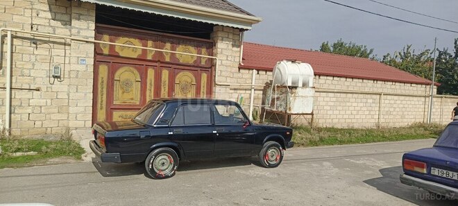 LADA (VAZ) 2107-18
