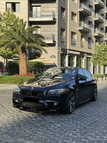 BMW 528-2
