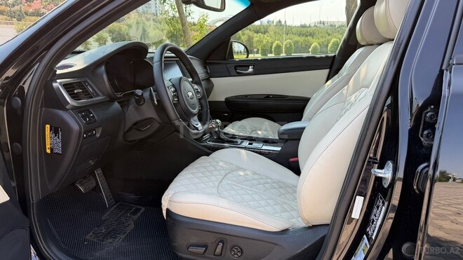 Kia Optima-11