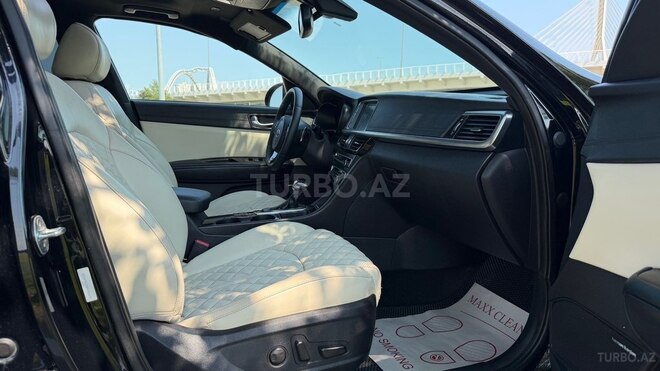 Kia Optima-16