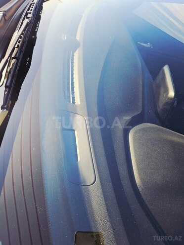 Chevrolet Tracker-7