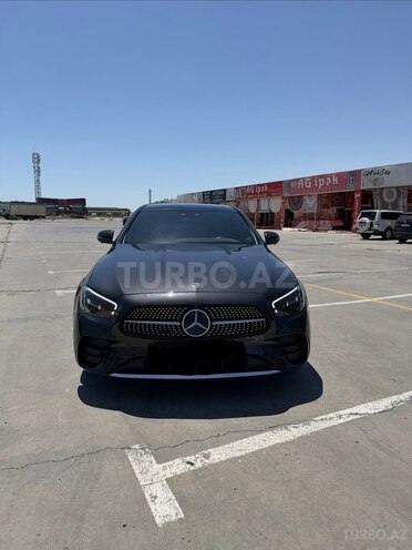 Mercedes E 350 4MATIC-1