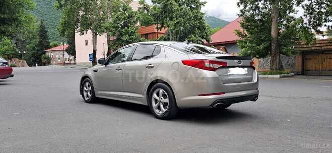 Kia Optima-2