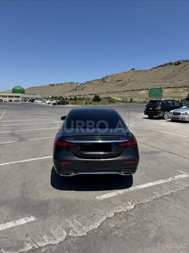 Mercedes E 350 4MATIC-7