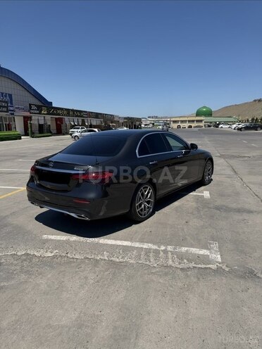Mercedes E 350 4MATIC-10