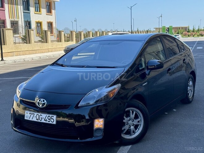 Toyota Prius-5