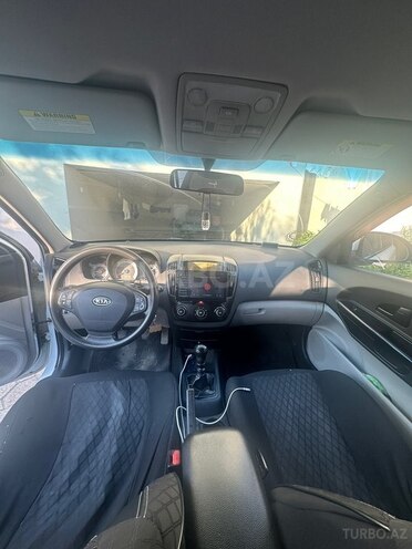 Kia Ceed-9