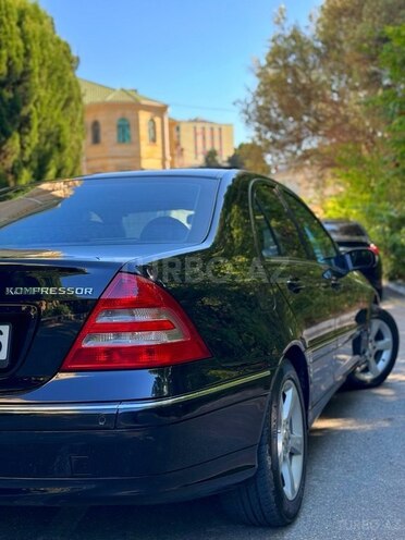 Mercedes C 200-10