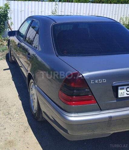 Mercedes C 200-2