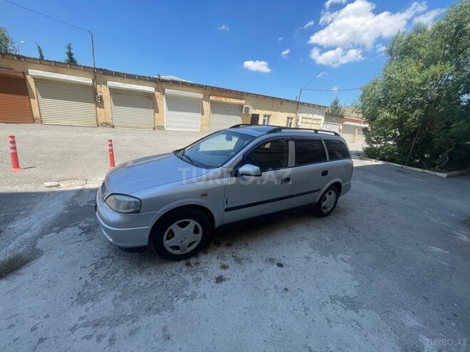 Opel Astra-2