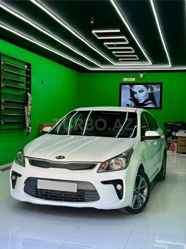 Kia Rio-1