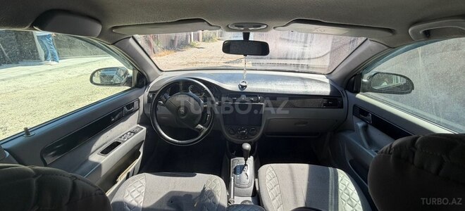 Chevrolet Lacetti-5