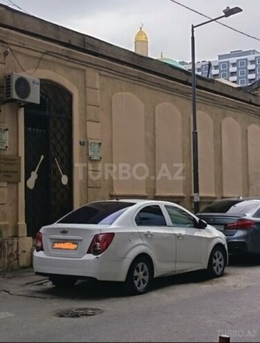 Chevrolet Aveo-2