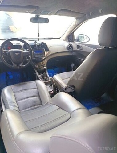Chevrolet Aveo-4