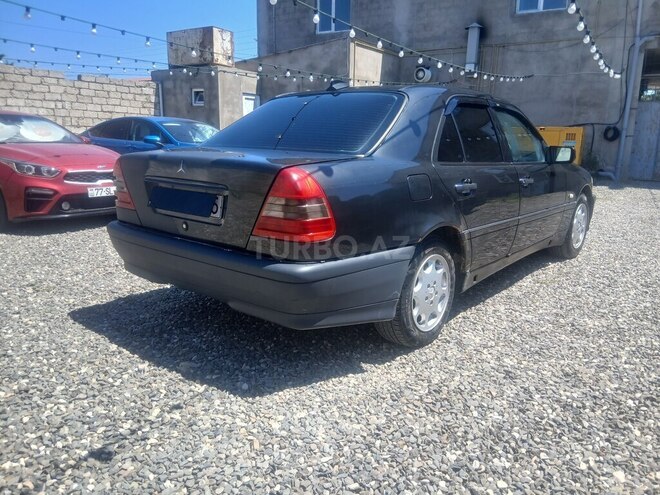 Mercedes C 220-6