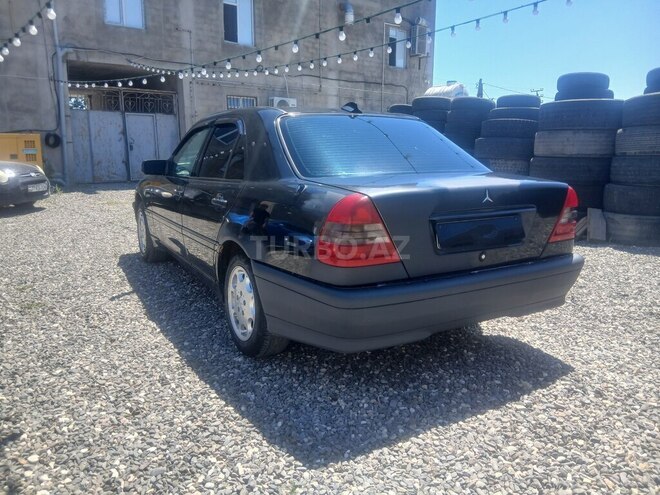 Mercedes C 220-8