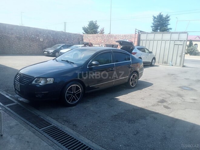 Volkswagen Passat-2
