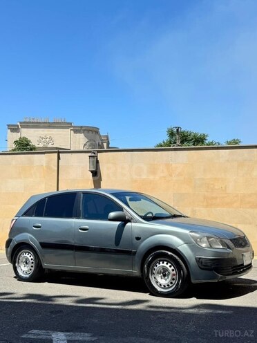 Kia Rio-4
