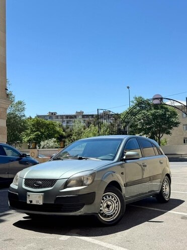 Kia Rio-3