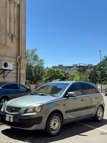 Kia Rio-7