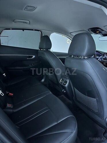 Hyundai Sonata-18