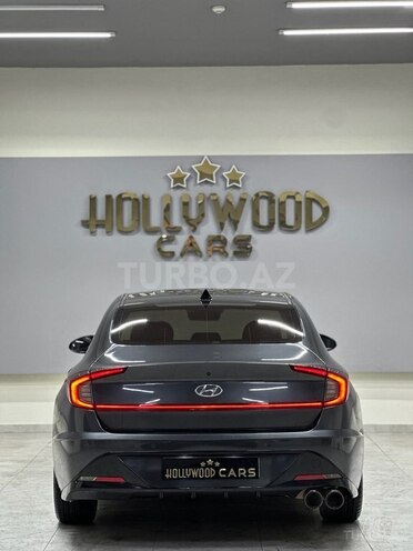 Hyundai Sonata-10