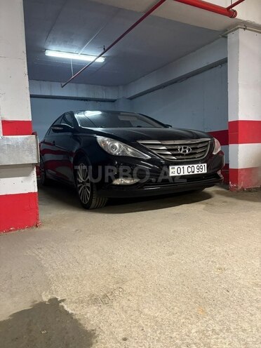 Hyundai Sonata-15