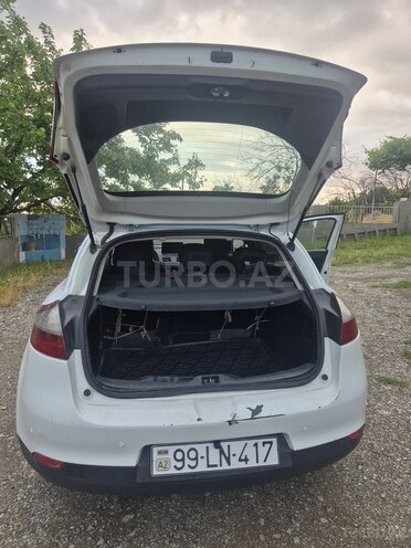 Renault Megane-8