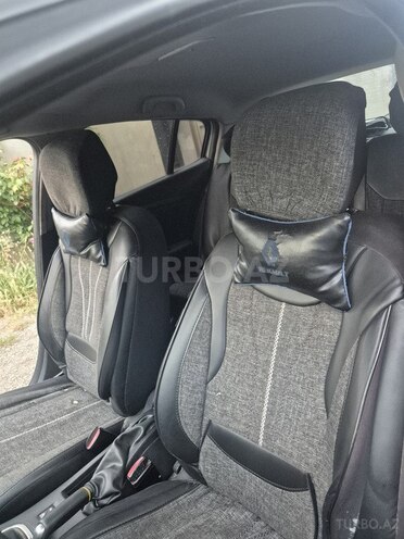 Renault Megane-7
