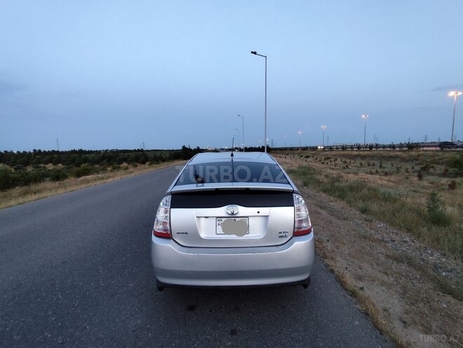 Toyota Prius-9