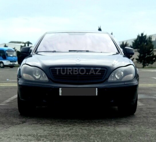 Mercedes S 320-1