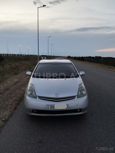 Toyota Prius-1