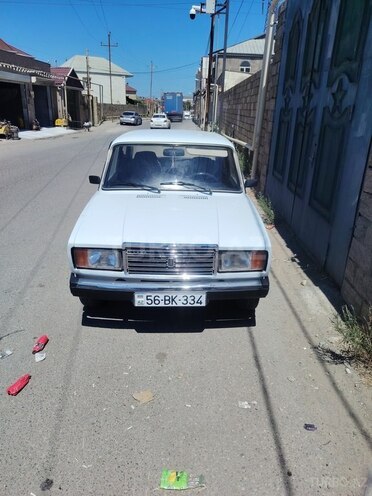 LADA (VAZ) 2107-1