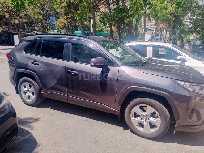 Toyota RAV4-3