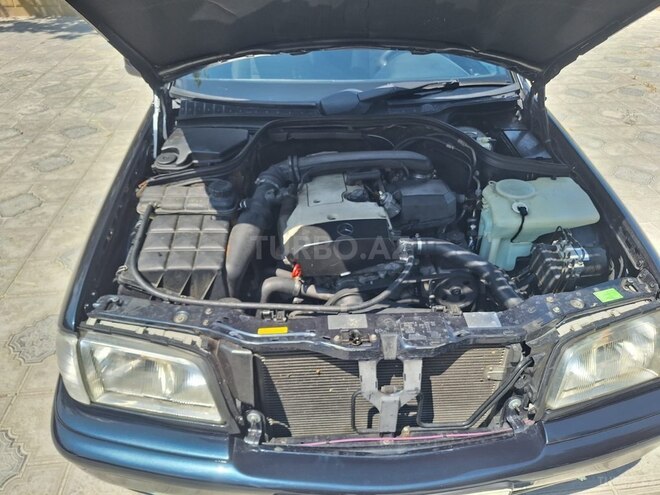 Mercedes C 200-12