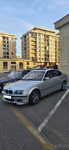 BMW 320-6