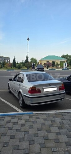 BMW 320-5