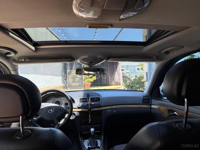 Mercedes E 320-6