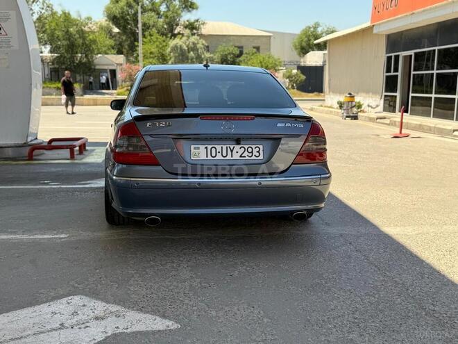 Mercedes E 320-3