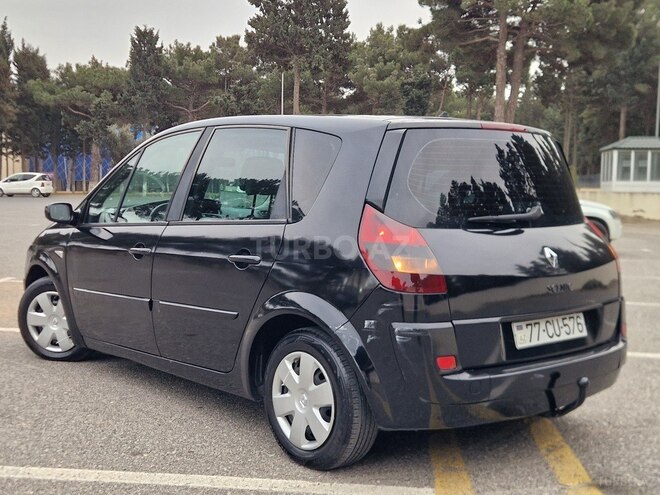Renault Scenic-14