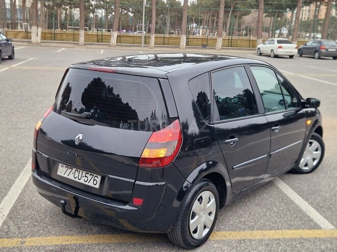 Renault Scenic-10