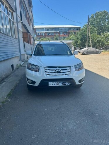 Hyundai Santa Fe-1