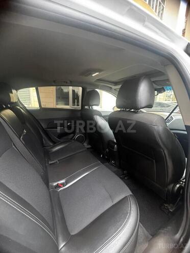Chevrolet Cruze-8
