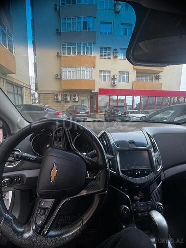 Chevrolet Cruze-6