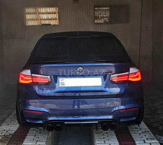 BMW 330-5