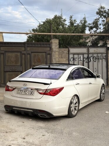 Hyundai Sonata-9