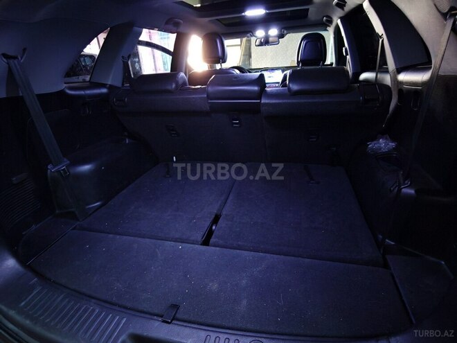 Kia Sorento-12
