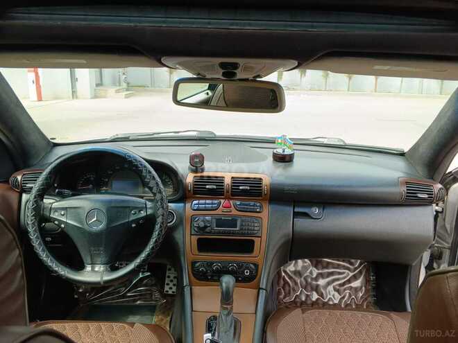 Mercedes C 230-11