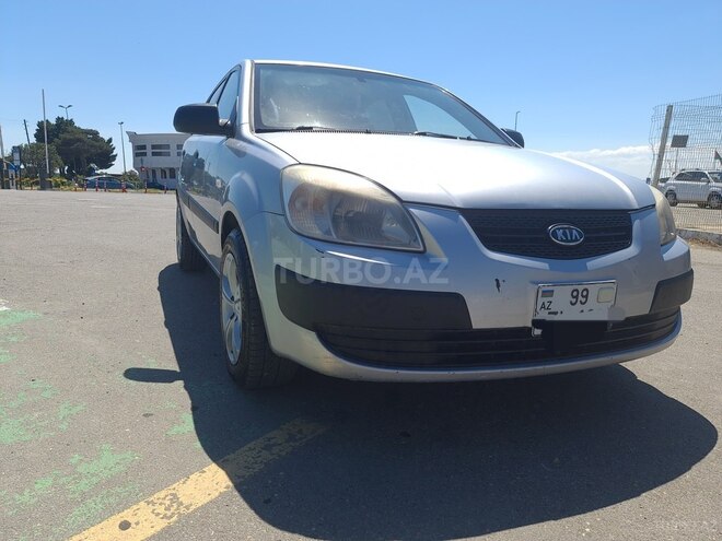 Kia Rio-4