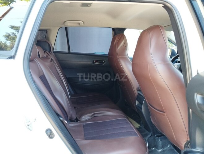Toyota Corolla Cross-8